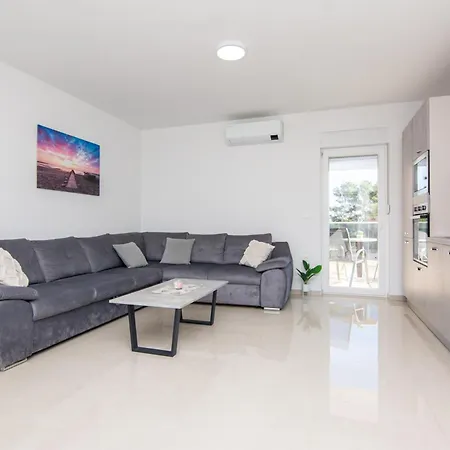 Grabovickic Apartment